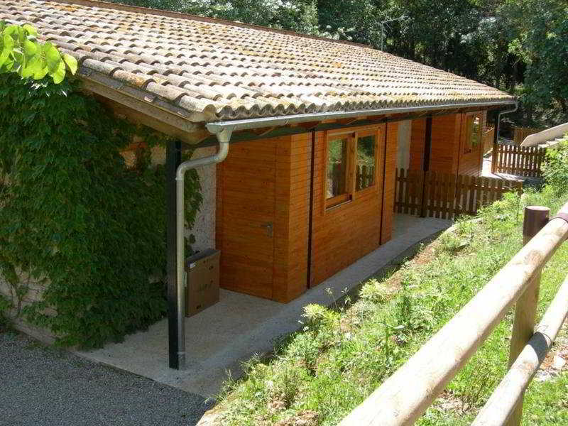 Хостел Mas Pages Sant Esteve De Guialbes Экстерьер фото